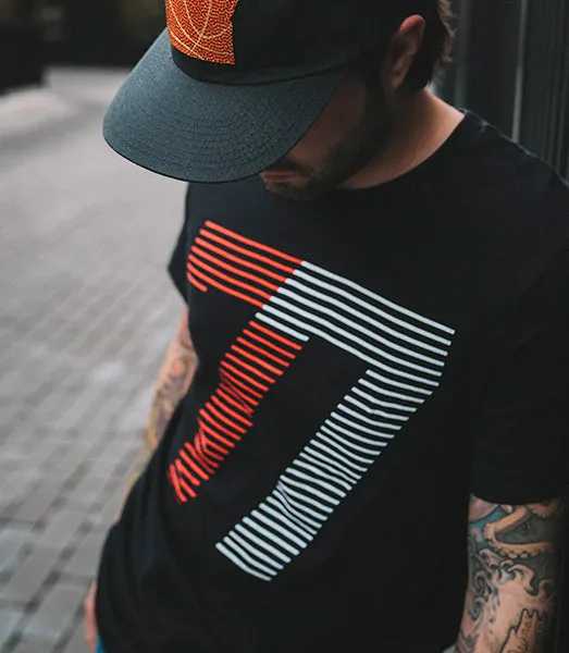 '77 Championship Tee - Black