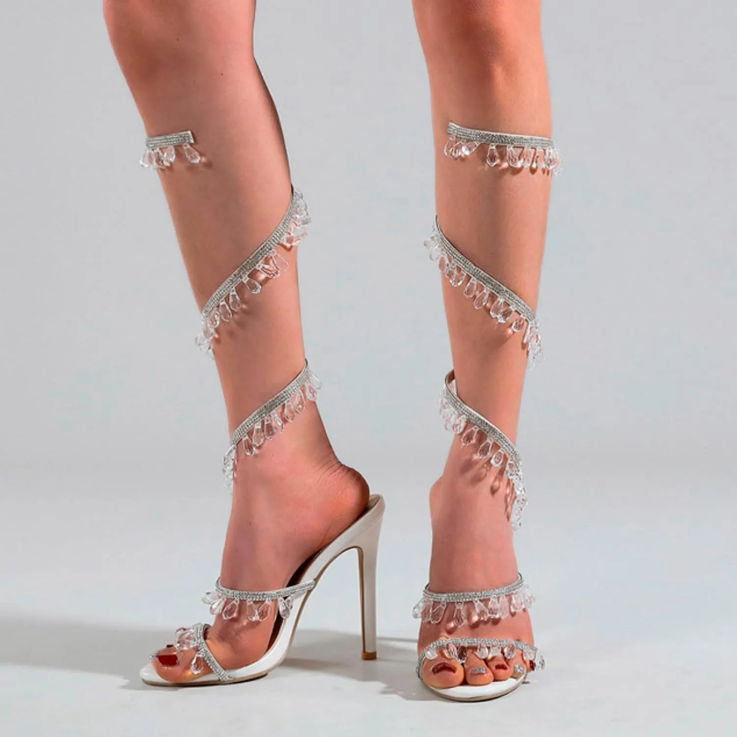 Crystal Sandals for Women Flat Summer Sandalias Luxury Rhinestone Ankle Wrapping Women Stiletto Heel Sandals Wedding Shoes Banquet Shoes Strap Heels for Women (White, 8)