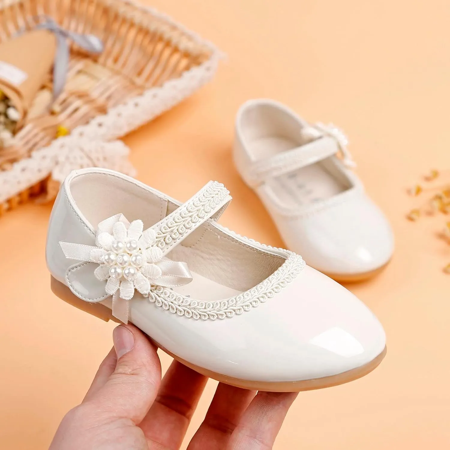 Girls Dress Shoes Toddler Girls Mary Jane with Pearls Low Heels Pumps for Flower Girl Wedding Party