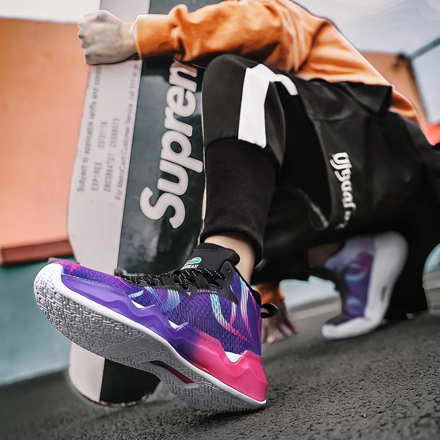 Mens and Womens Comfortable and Non Slip Basketball Sneakers Mid Top Lace Up Casual Walking Shoes Team Training Shoes Lightweight Carrying Flat Dhoes Comfortable and Breathable Running Shoes