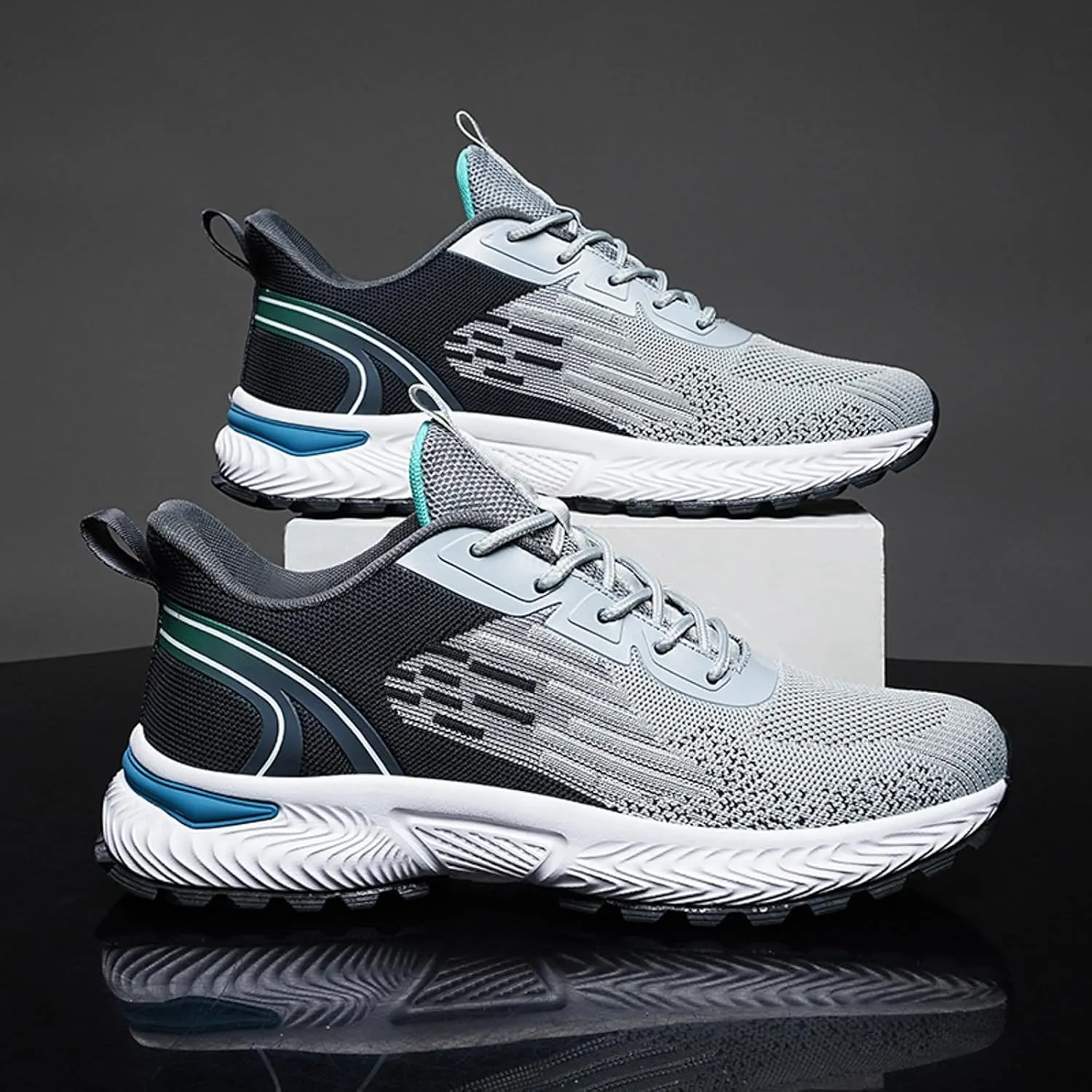 Men's Minimalist Barefoot Shoes Lace Up Lightweight Breathable Fashion Sneaker Men's Arch Support Insole Shoes